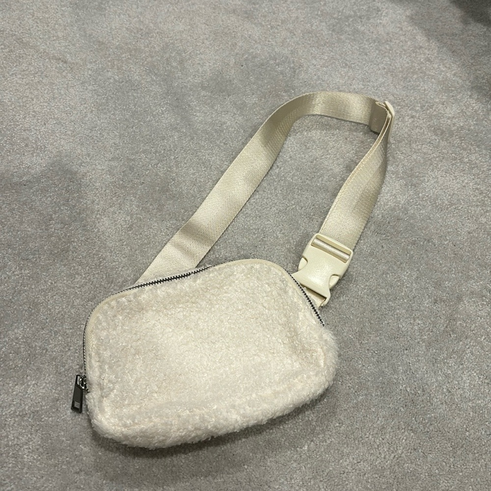 Fuzzy Belt Bag